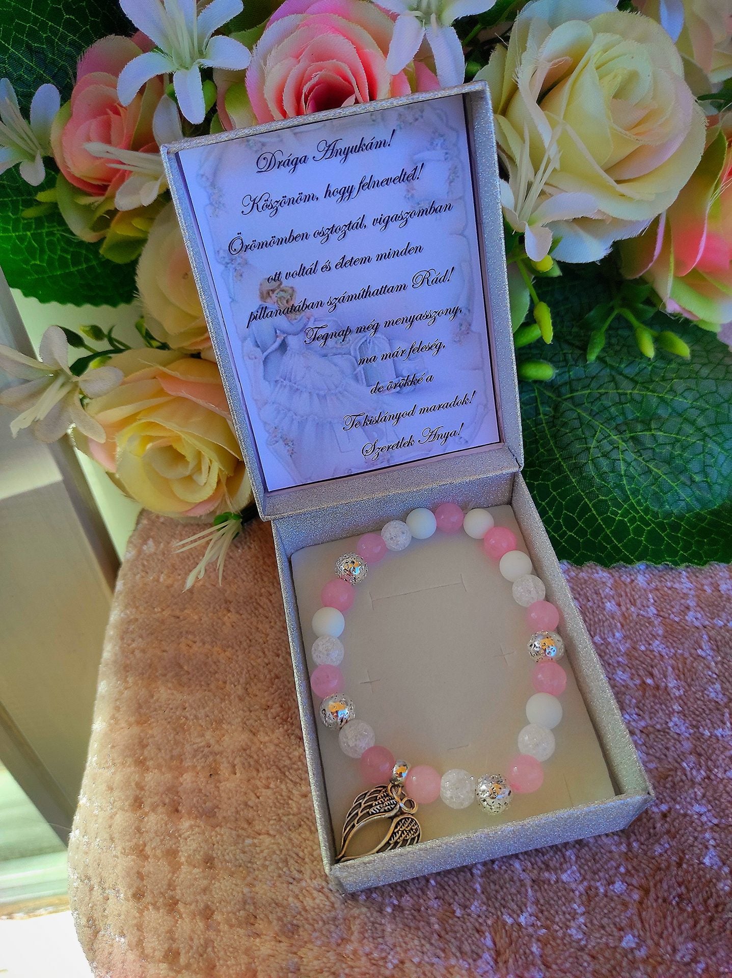 Angyalos rózsakvarc örömanya karkötő